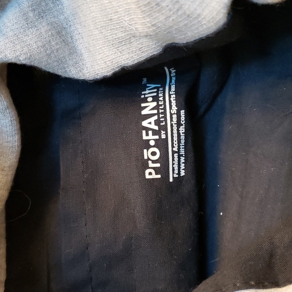 Property of Dallas Cowboys gray bag - Picture 6 of 6